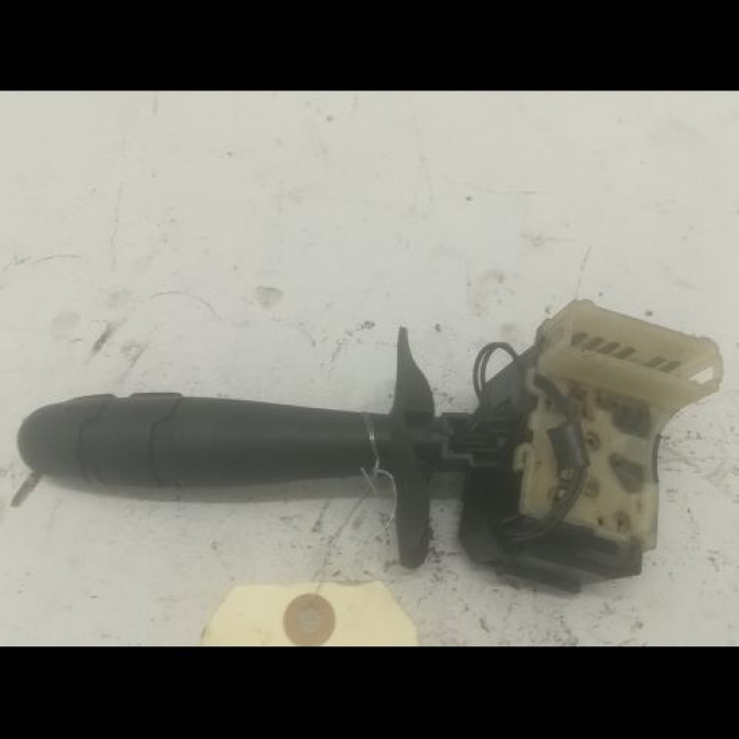 Commande essuie glace occasion RENAULT MEGANE SCENIC I Phase 1 09-1996->08-1999 1.9 D 7701047263 2