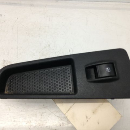 Commande lève-glace porte avant droite occasion FIAT BRAVO II BRAVO II Phase 1 2007-03-01->2011-12-31 1.6 DT MULTIJET 16v 105ch 735441023