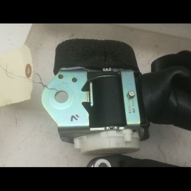 Ceinture arrière gauche occasion FIAT 500 II phase 2 04-2014->... 1.2i 69ch 735451739 3