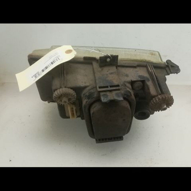 Phare droit occasion VOLKSWAGEN POLO IV Phase 1 01-2002->05-2005 2