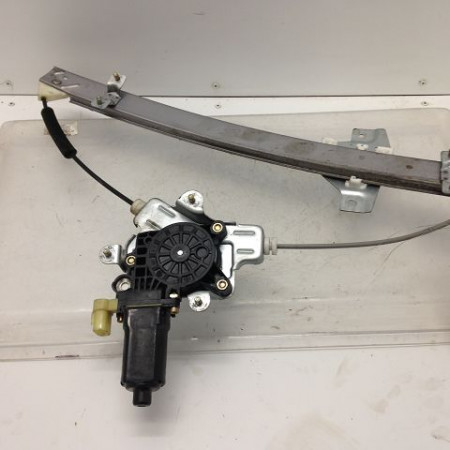 Mecanisme + moteur lève-glace avant droit occasion HYUNDAI GETZ Phase 1 09-2002->11-2005 824021C010