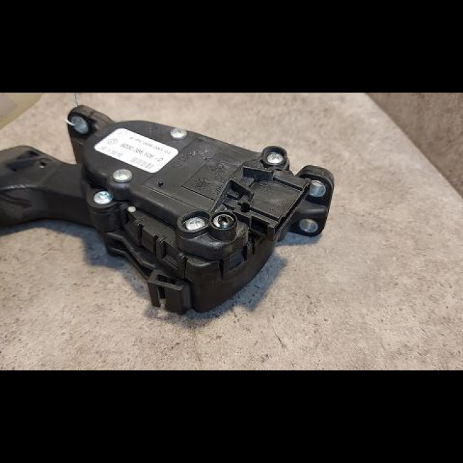 Potentiometre accelerateur occasion DACIA DUSTER Phase 1 03-2010->12-2013 1.5 DCI 90ch 2