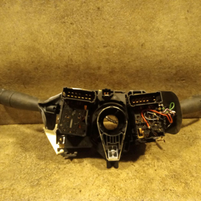 Bloc commodos occasion DACIA DUSTER Phase 1 03-2010->12-2013 1.5 DCI 110ch 2