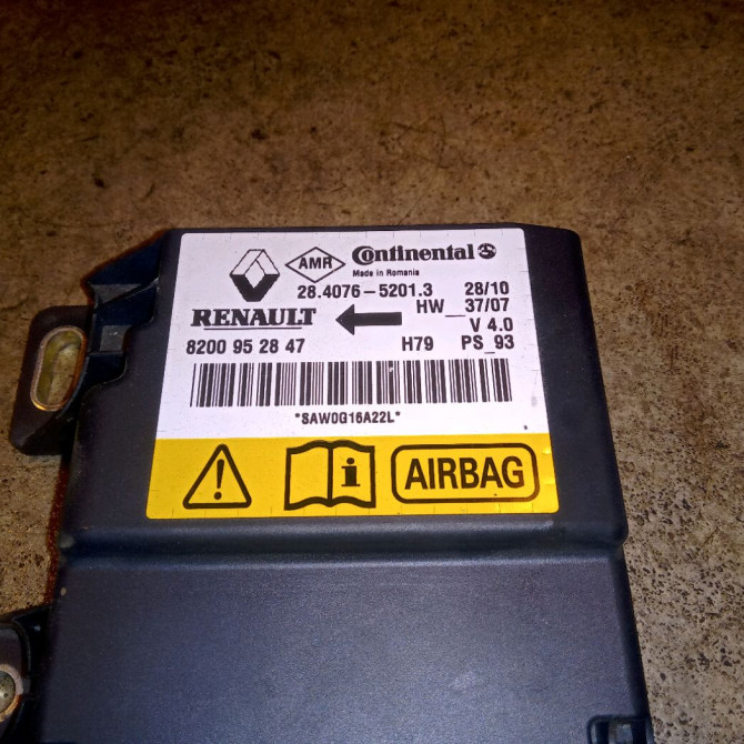 Boitier pyrotechnique occasion DACIA DUSTER Phase 1 03-2010->12-2013 1.5 DCI 110ch 8201385569 3