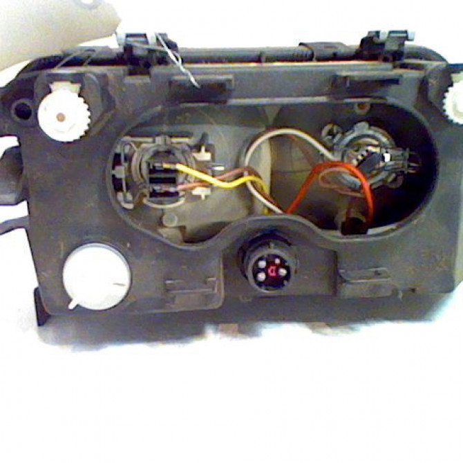 Phare gauche occasion AUDI A4 I Phase 2 02-1999->01-2001 8L0941029 3