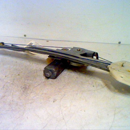 Mecanisme+moteur leve-glace arg occasion RENAULT CLIO II Phase 1 03-1998->06-2001 1.2i 8200232508