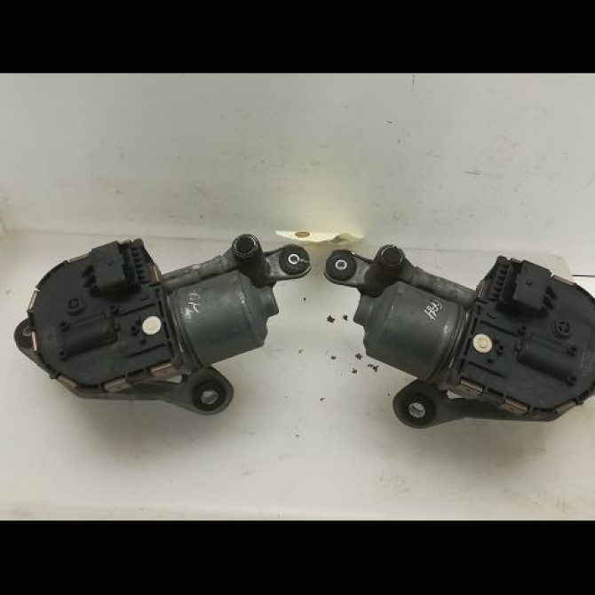 Moteur essuie-glace avant occasion PEUGEOT 407 Phase 1 04-2004->07-2008 2.0 HDI 136ch 2
