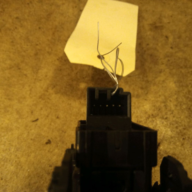 Commande leve-glace porte arrière gauche occasion VOLVO XC40 32279486 2