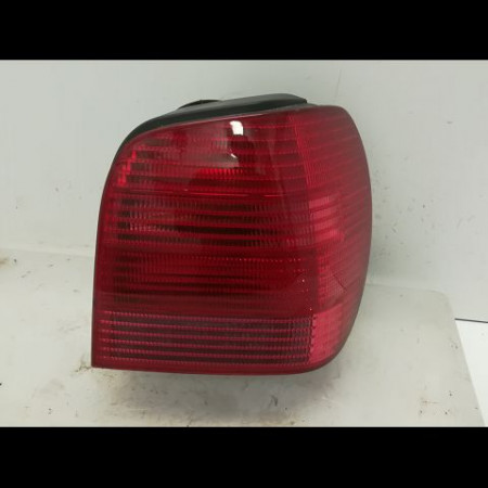 Feu arrière droit occasion VOLKSWAGEN POLO III Phase 2 11-1999->12-2001 1.4 6N0945096H