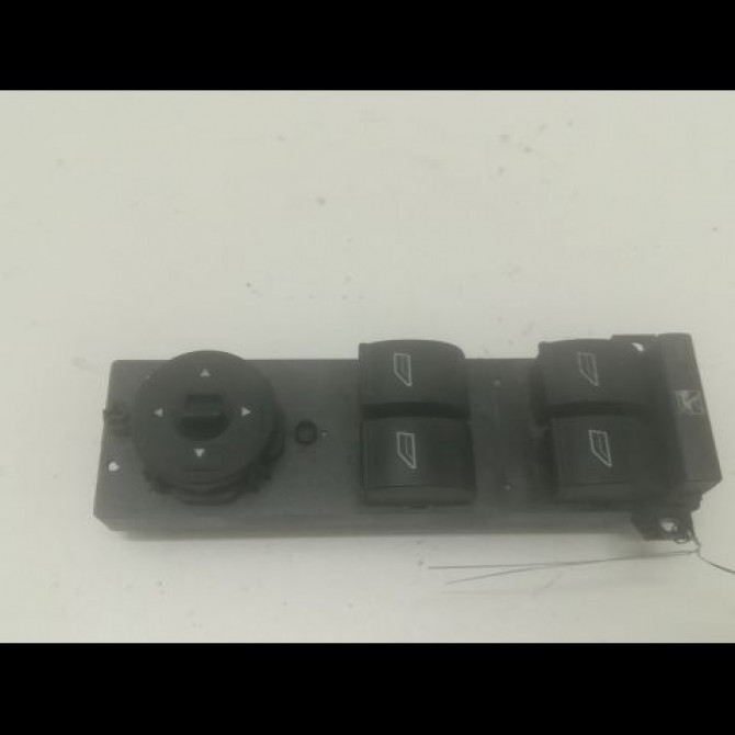 Commande lève-glace porte avant gauche occasion FORD FOCUS II Phase 1 09-2004->12-2007 2.0 TDCI 16v 135ch 1473748 1