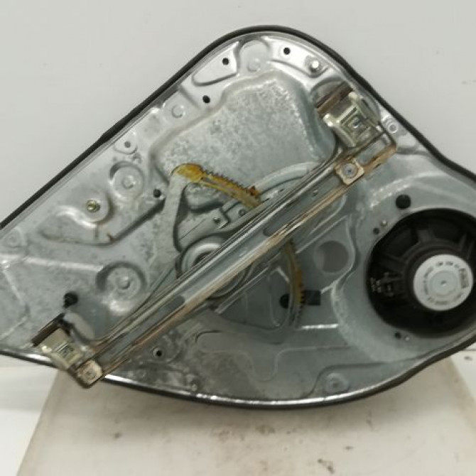 Mecanisme leve-glace arrière droit occasion FORD CMAX I Phase 2 03-2007->09-2010 1.6 TDCI 16v 90ch 1738648 2