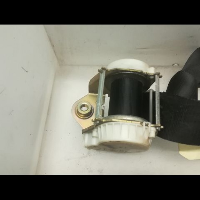 Ceinture avant droite occasion FORD FOCUS II Phase 1 09-2004->12-2007 1.8 TDCI 115ch 1386696 2