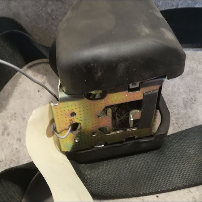 Ceinture arrière droite occasion FORD FOCUS II Phase 1 09-2004->12-2007 1.6 TDCI 110ch 2013465 3