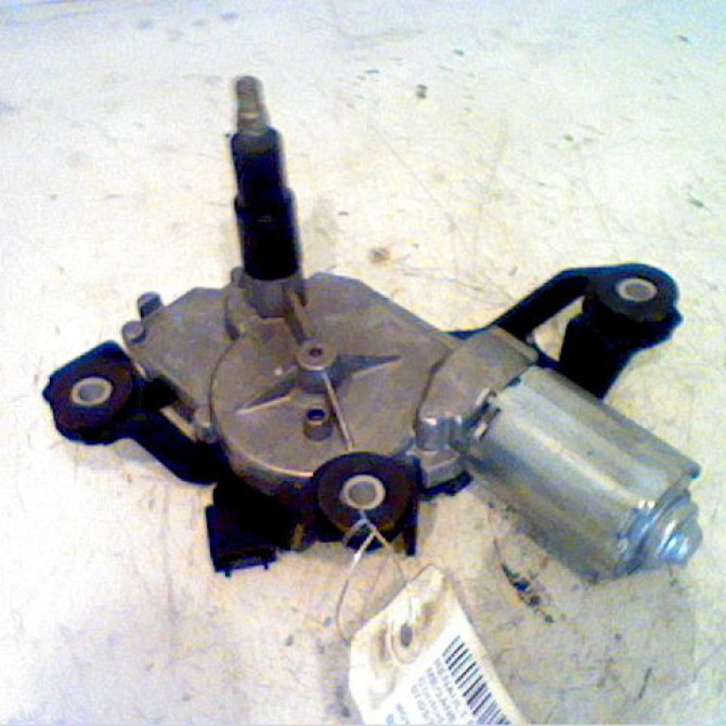 Moteur essuie-glace arrière occasion RENAULT MEGANE II Phase 1 09-2003->12-2005 1.5 DCI 80ch 8200080900 1
