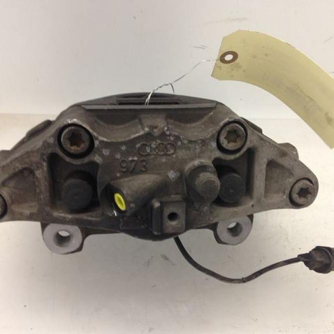 Etrier de frein avant droit occasion AUDI A6 II Phase 2 07-2001->05-2004 4F0615124 3