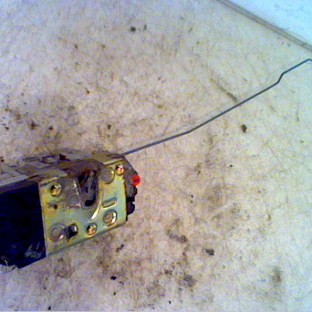 Serrure porte arg occasion PEUGEOT 206 Phase 1 09-1998->03-2009 1.4 HDI 913758