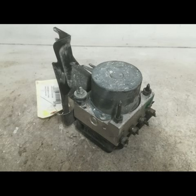 Unité hydraulique ABS occasion NISSAN MICRA III Phase 2 11-2005->11-2007 1.2i 65ch 47660BC66A 1