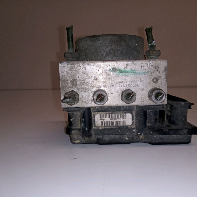 Unité hydraulique ABS occasion NISSAN MICRA III Phase 1 04-1995->04-1999 1.4i 88ch 47660BC66A 2