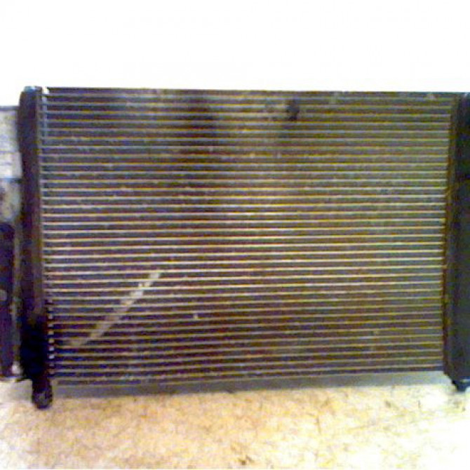 Radiateur occasion HYUNDAI GETZ Phase 1 09-2002->11-2005 1.5 CRDI 253101C300 1