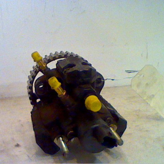Pompe injection diesel occasion RENAULT LAGUNA II Phase 1 11-2000->03-2005 7711135549 2
