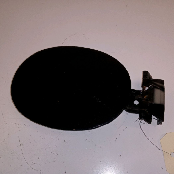 Volet de trappe carburant occasion MAZDA 3 I phase 2 07-2006->06-2009 1