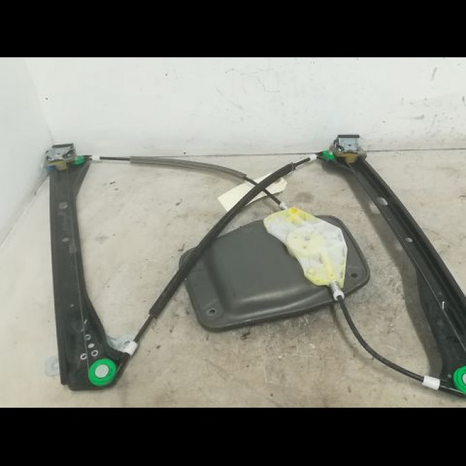 Mecanisme + moteur lève-glace avant droit occasion VOLKSWAGEN GOLF V Phase 1 11-2003->10-2008 1.9 TDI 105ch 1K4837462B 2