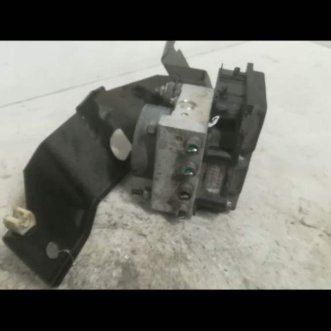 Unité hydraulique ABS occasion RENAULT CLIO CAMPUS II Phase 1 07-2006->07-2009 1.5 DCI 65ch 7701056094 2