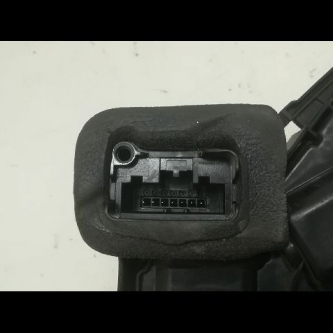 Serrure porte avg occasion VOLKSWAGEN POLO V POLO V Phase 1 2009-09-01->2014-05-31 1.2 TDI 75ch 5K1837015H 3