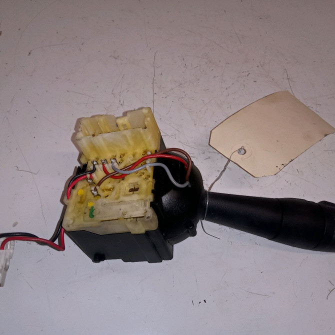 Commande clignotant occasion RENAULT TWINGO III Phase 1 06-2014->... 0.9 TCE 12v 90ch 255408783R 2