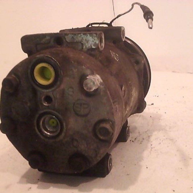 Compresseur air conditionne occasion RENAULT ESPACE III Phase 1 12-1996->09-2002 2.2 DT 7700111298 3