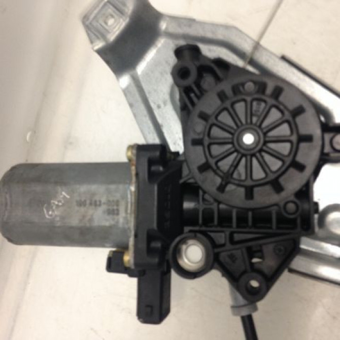 Mecanisme + moteur lève-glace avant droit occasion RENAULT ESPACE III Phase 1 12-1996->09-2002 2.2 DT 6025300976 2