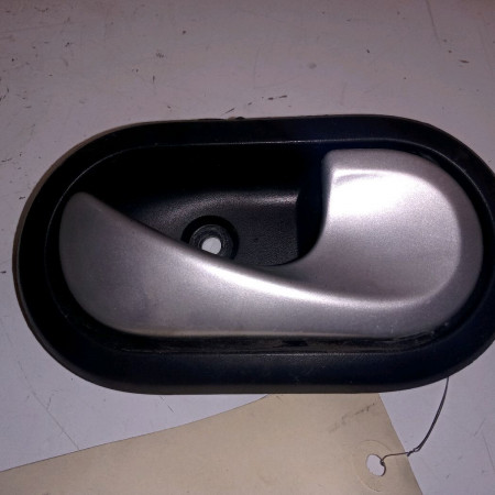 Poignee int porte avd occasion DACIA LOGAN I Phase 2 07-2008->12-2012 1.5 DCI 70ch 8200735218