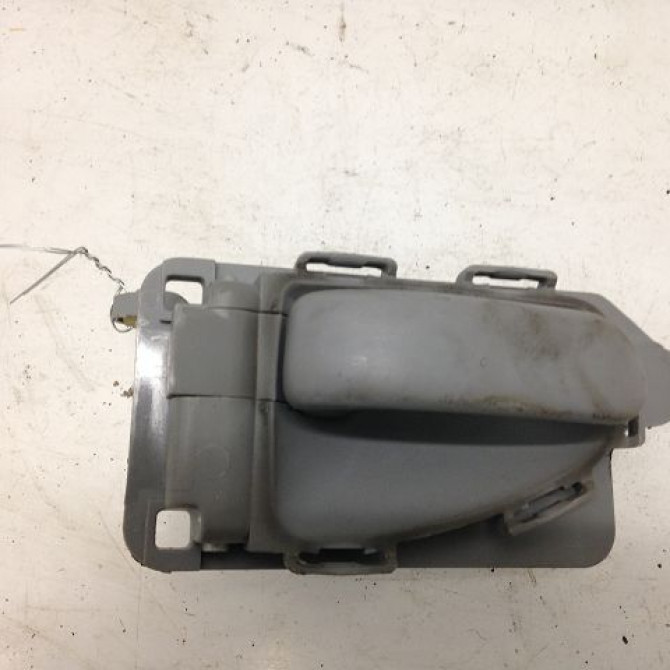 Poignee int porte avd occasion CITROEN XSARA PICASSO Phase 1 12-1999->02-2004 2.0 HDi 90ch 00009143H2 1