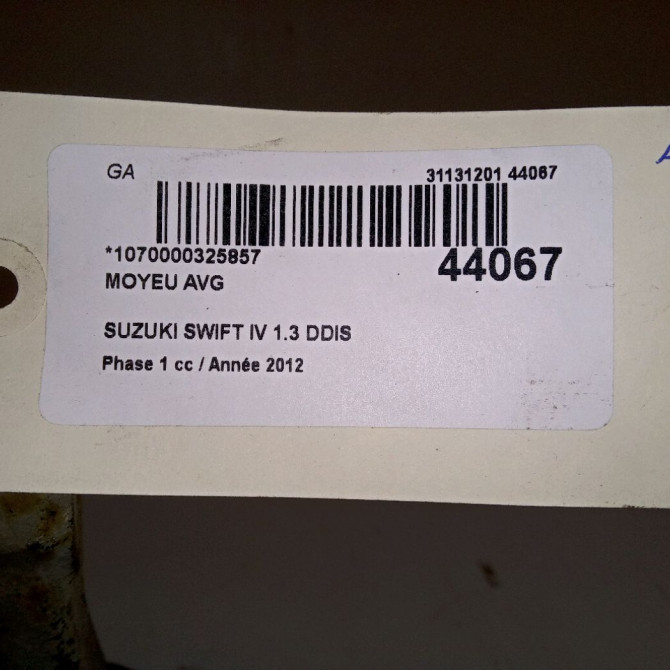 Moyeu avg occasion SUZUKI SWIFT IV Phase 1 09-2010->... 1.3 DDIS 75ch 4342186G00 3