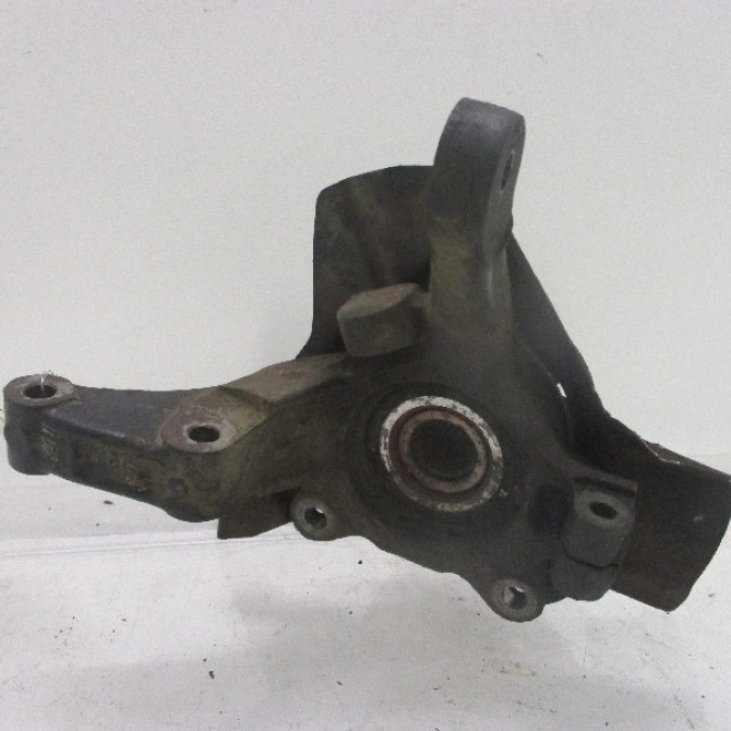 Moyeu avd occasion PEUGEOT 806 Phase 1 06-1994->12-2001 332640 2