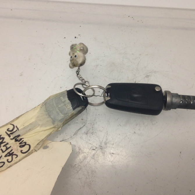 Antivol de direction occasion OPEL ZAFIRA II Phase 1 07-2005->12-2007 1.9 CDTI 120ch 93181315 1