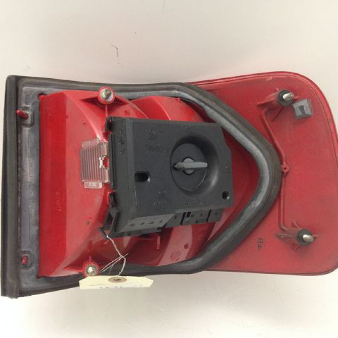 Feu arrière gauche occasion AUDI A6 I Phase 1 07-1994->06-1997 4A9945217 2