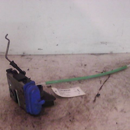 Serrure porte arg occasion AUDI A3 I Phase 1 09-1996->10-2000 8D0839015A