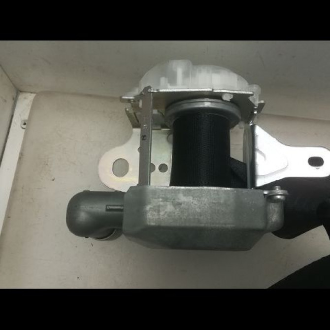 Ceinture avant droite occasion PEUGEOT 107 Phase 2 01-2009->01-2012 1.0i 70ch 12v 8974LJ 2