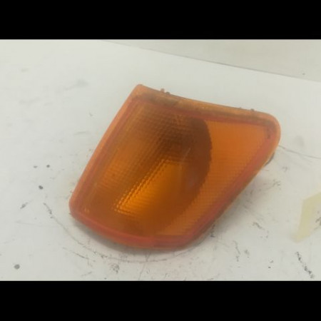 Clignotant gauche occasion FORD FIESTA III Phase 1 03-1989->01-1994