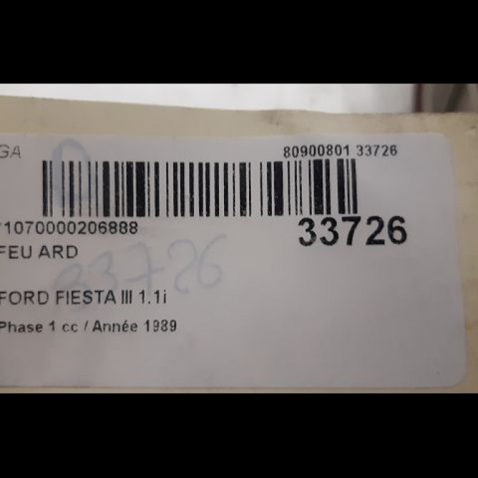 Feu arrière droit occasion FORD FIESTA III Phase 1 03-1989->01-1994 1.1i 3