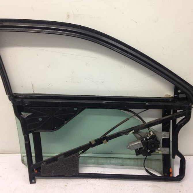 Mecanisme+moteur leve-glace avg occasion AUDI A3 I Phase 1 09-1996->10-2000 8L3837461 2