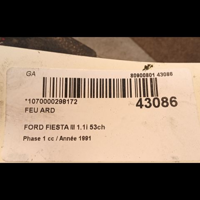 Feu arrière droit occasion FORD FIESTA III Phase 1 03-1989->01-1994 1.1i 53ch 3