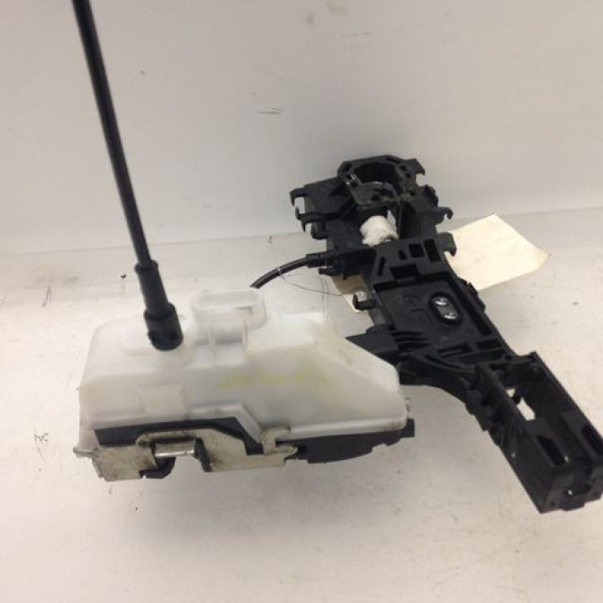 Serrure porte avd occasion RENAULT SCENIC II Phase 1 03-2004->09-2006 1.5 DCI 100ch 8200119121 2