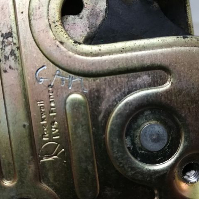 Serrure porte avd occasion RENAULT SCENIC I Phase 1 09-1996->08-1999 8200194285 4