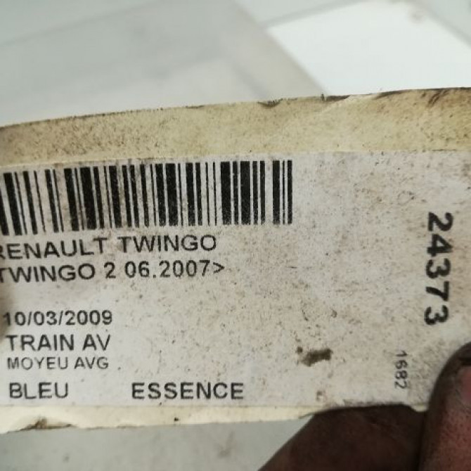 Moyeu avg occasion RENAULT TWINGO II Phase 1 06-2007->11-2011 1.2i 16v 75ch 402101554R 4