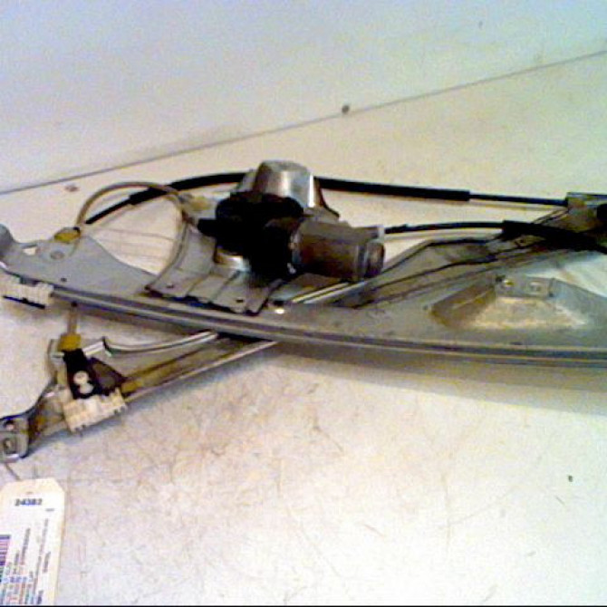 Mecanisme + moteur lève-glace avant droit occasion RENAULT CLIO III Phase 1 09-2005->03-2009 8200291147 1