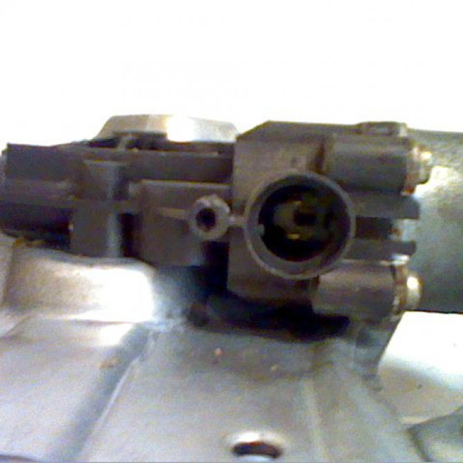 Mecanisme + moteur lève-glace avant droit occasion RENAULT CLIO III Phase 1 09-2005->03-2009 8200291147 2