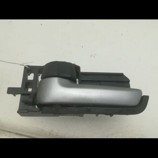 Poignee int porte arg occasion OPEL AGILA II Phase 1 03-2008->12-2014 1.0i 65ch 93195908 1