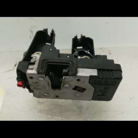 Serrure porte ard occasion OPEL VECTRA III Phase 1 06-2002->10-2005 2.2 DTI 16v 125ch 13210763